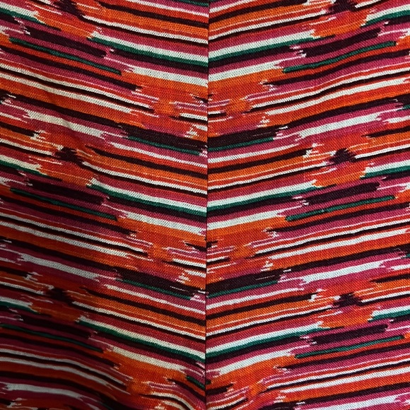 LOFT IKAT Print Short - Picture 4 of 10